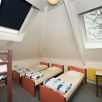 De La Roche - Champlon Vandrarhem