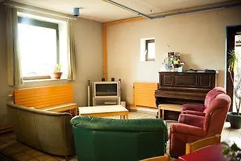 De La Roche - Champlon Хостел Tenneville