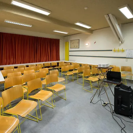 Hostel De La Roche - Champlon