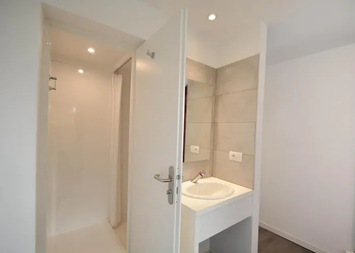 Ostello De La Roche - Champlon *