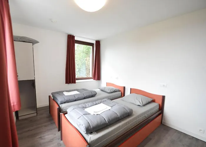 Ostello De La Roche - Champlon *