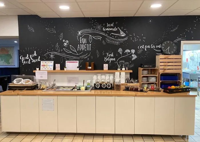 De La Roche - Champlon Ostello *