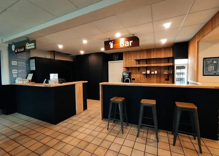 De La Roche - Champlon Ostello Tenneville