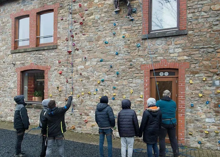 De La Roche - Champlon Ostello Tenneville